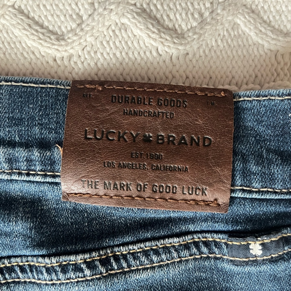 Lucky Brand Dark Blue Denim Bermuda Shorts Distressed Women’s size 10 - Picture 9 of 15